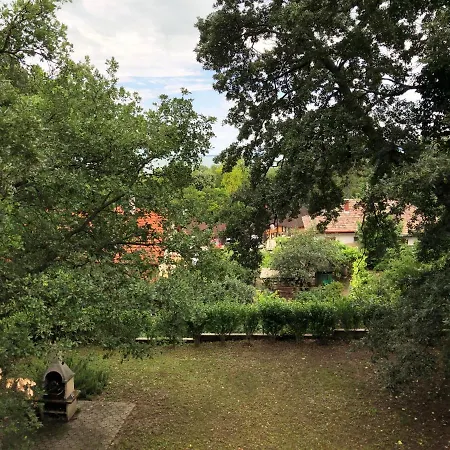 B&B Fecskefeszek Vendeghaz