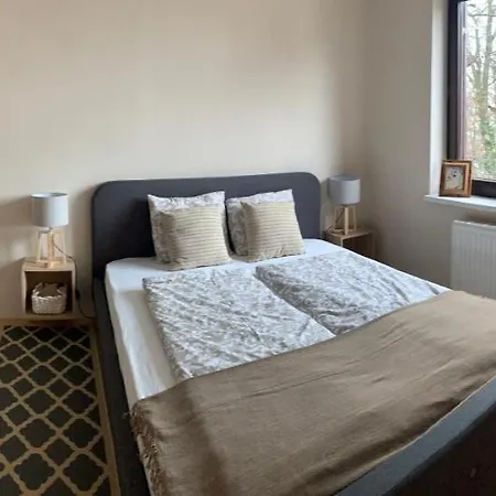 Fecskefeszek Vendeghaz B&B *